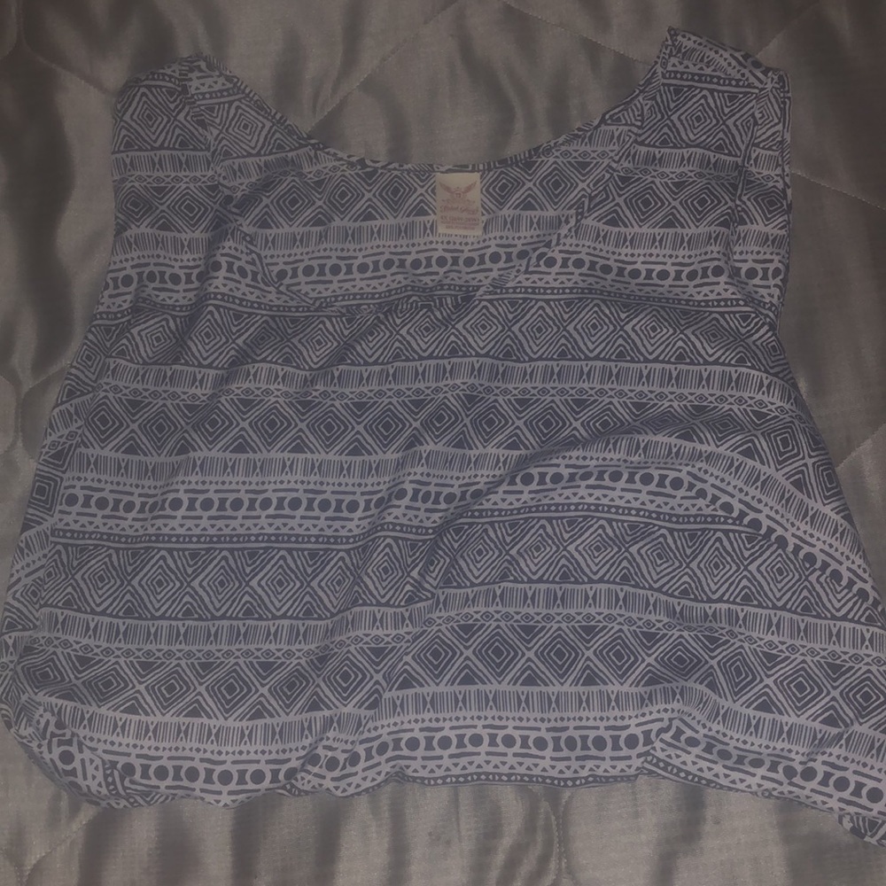 Different patterned tank top - Picture 2 of 2